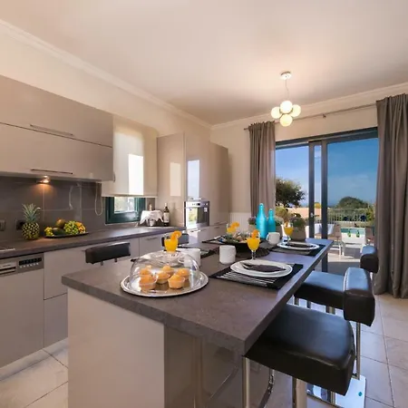 Vinieris Villas - Aktaia Καλιγάτα