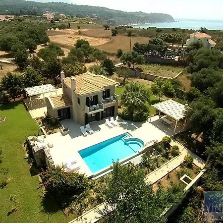 Vinieris Villas - Aktaia Βίλα *