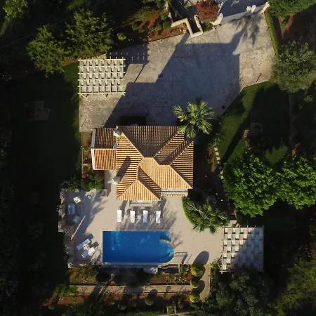 Βίλα Vinieris Villas - Aktaia