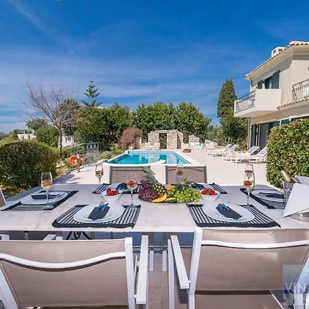 Vinieris Villas - Aktaia