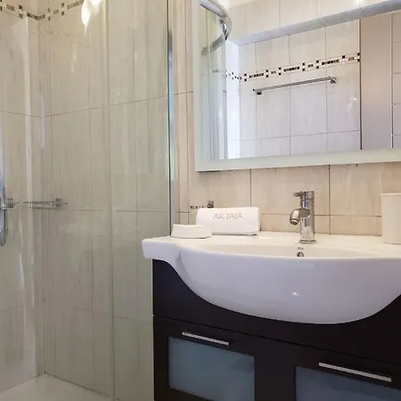 Vinieris Villas - Aktaia Βίλα *