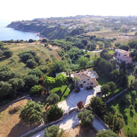Vinieris Villas - Aktaia Καλιγάτα